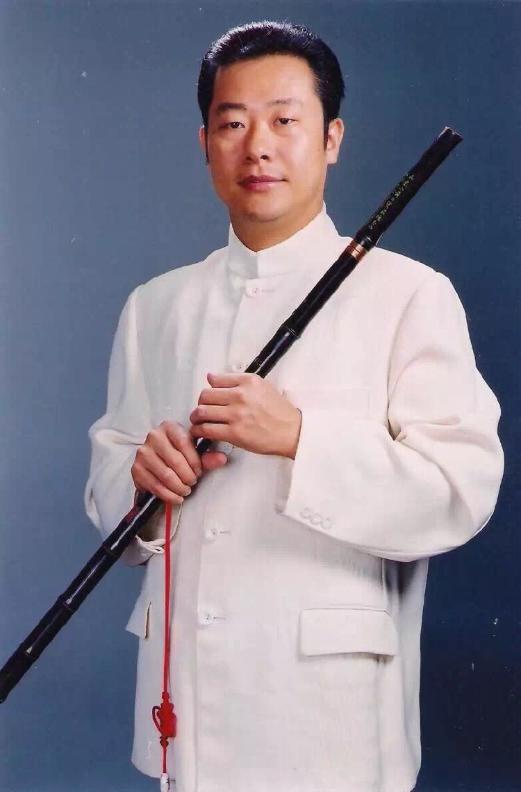 人物|"都市箫客"范睿和他的十八般"武艺"