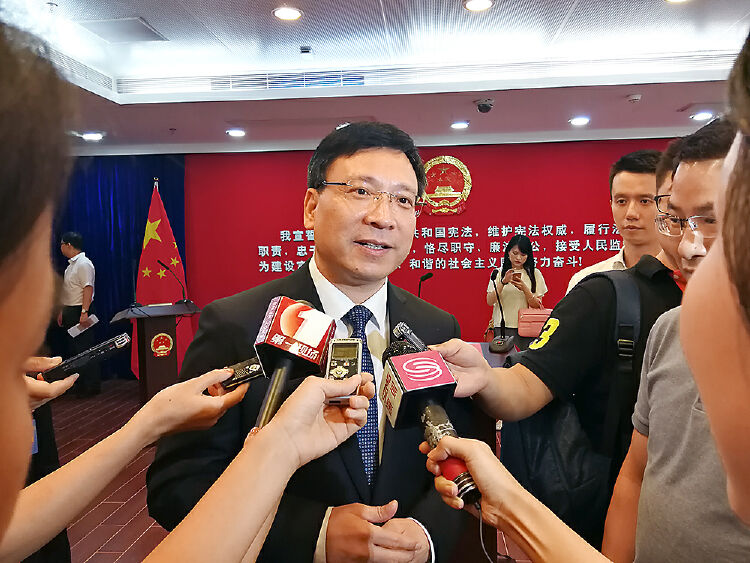 陈如桂任深圳市代市长