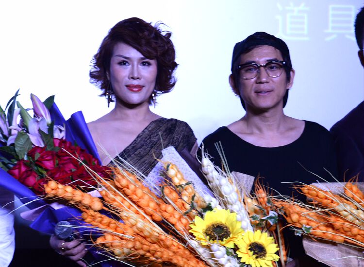 歌手司唯发行专辑暗夜良人梦想成真很幸福