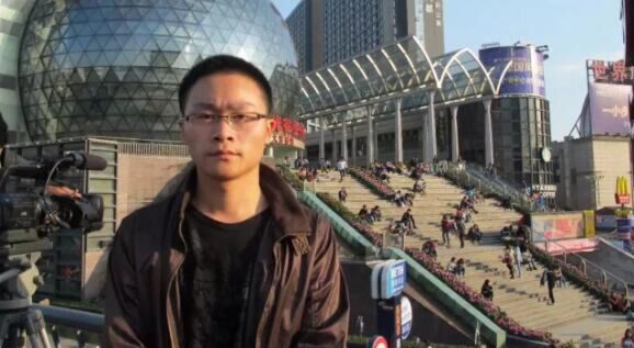 "电影是有计划的艺术" 导演郑琼携纪录片《出·路》来深