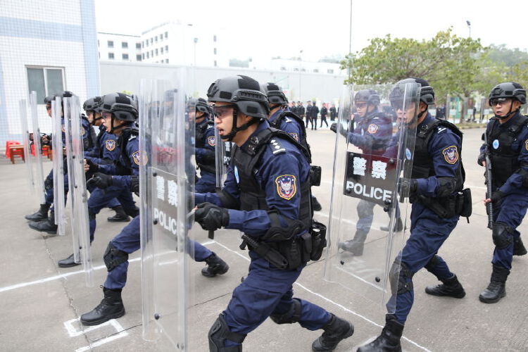 帅气范儿深圳监狱警察拥有的可不仅仅是高颜值