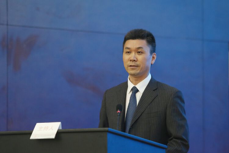 Δ深职院党委书记陈秋明