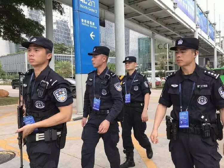按照深圳市公安局党委的部署要求,特警支队高度重视此次安保任务,在为