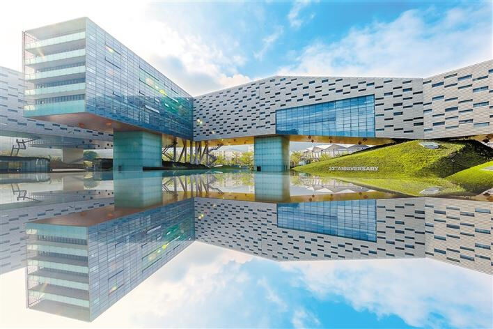 培养具有中国精神的世界公民和领袖人才专访万科梅沙书院执行副院长