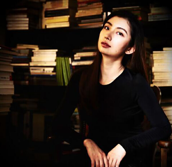 荐书|学编剧,读小语种,玩收藏,硬核女作家杨好新书写了啥
