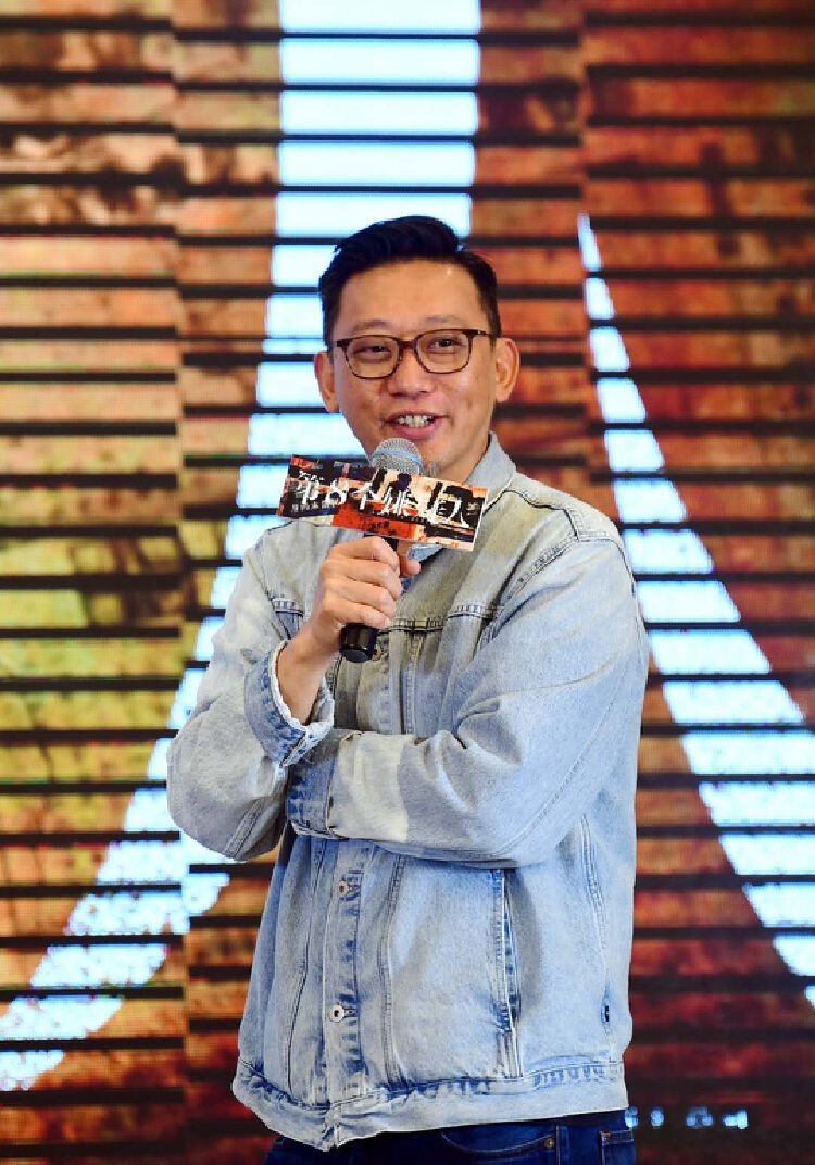 郑保瑞新作《第八个嫌疑人》改编真实大案 大鹏剧中接受"三重暴击"