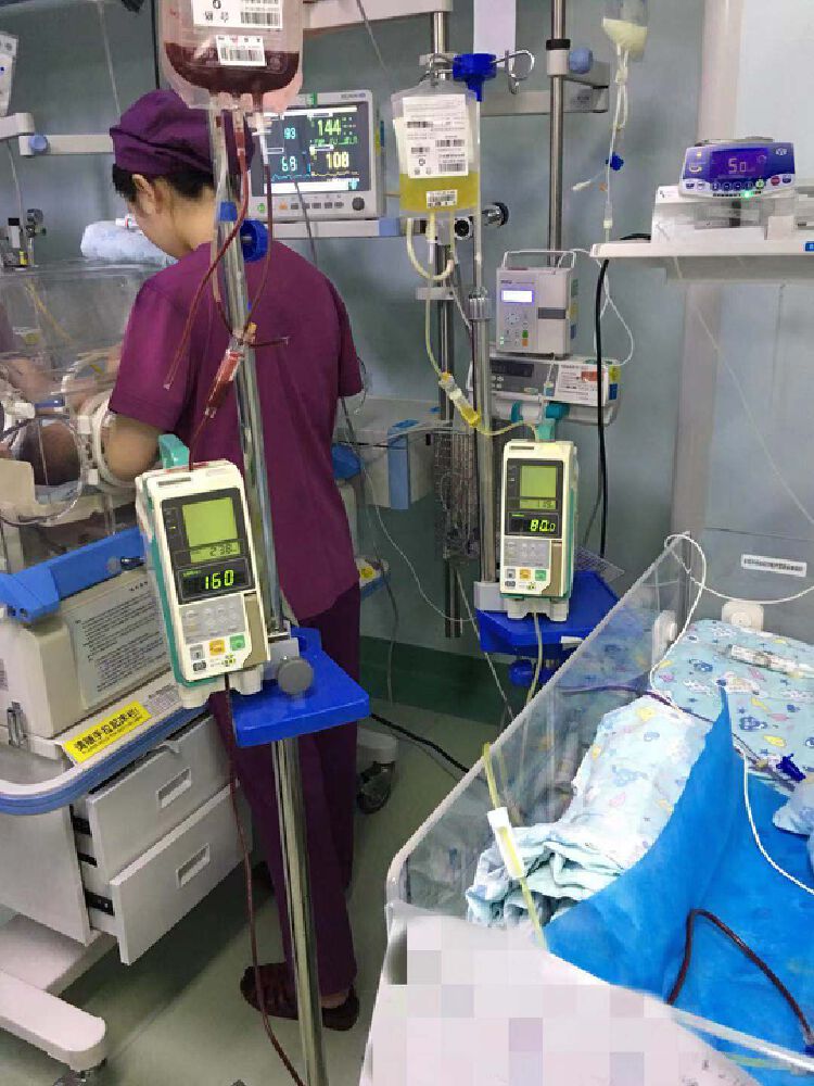 狂奔千里,全身换血!罕见"熊猫血"溶血宝宝在深圳获救