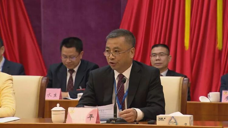 常巨平(上图)当选农工党第七届深圳市委会主委,王坚,陆卫平,杨辉,肖