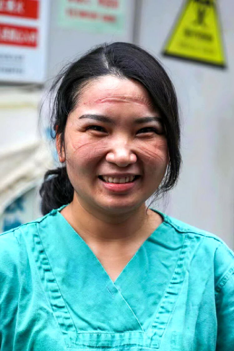 那将是武汉更明媚的春天期待我们摘下口罩后,绽放更灿烂的笑脸勇敢的