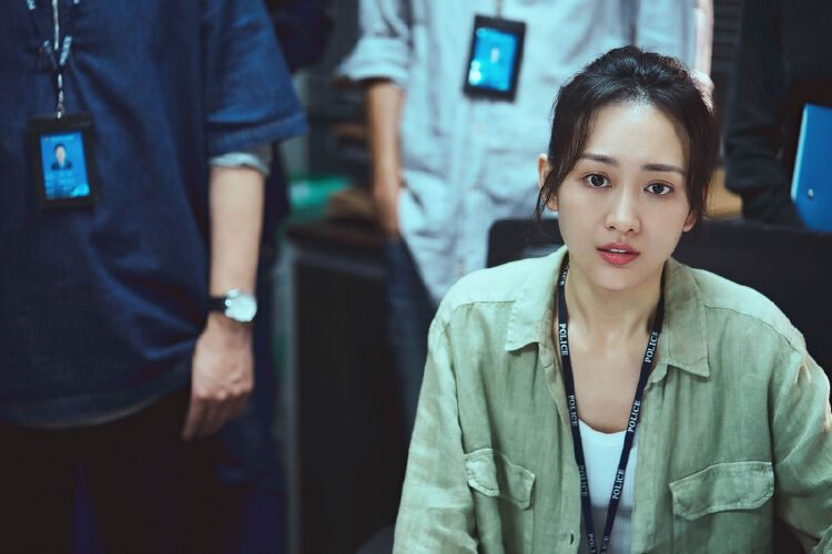 法不容情王凯亲手抓捕爱人邓家佳彰显律法严明