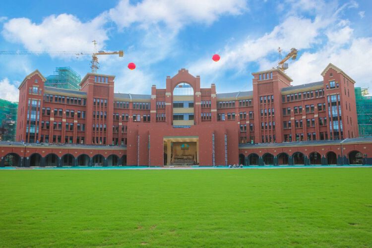 河源广大附中·巴伐利亚学校现场图