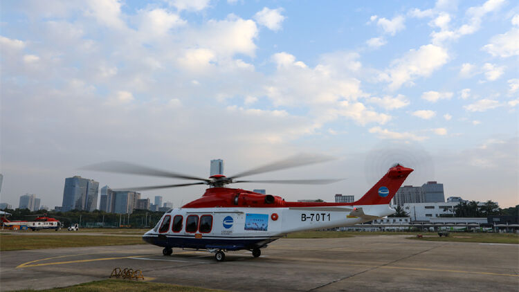 视角震撼空中看深圳直升机低空游览项目启动试运营