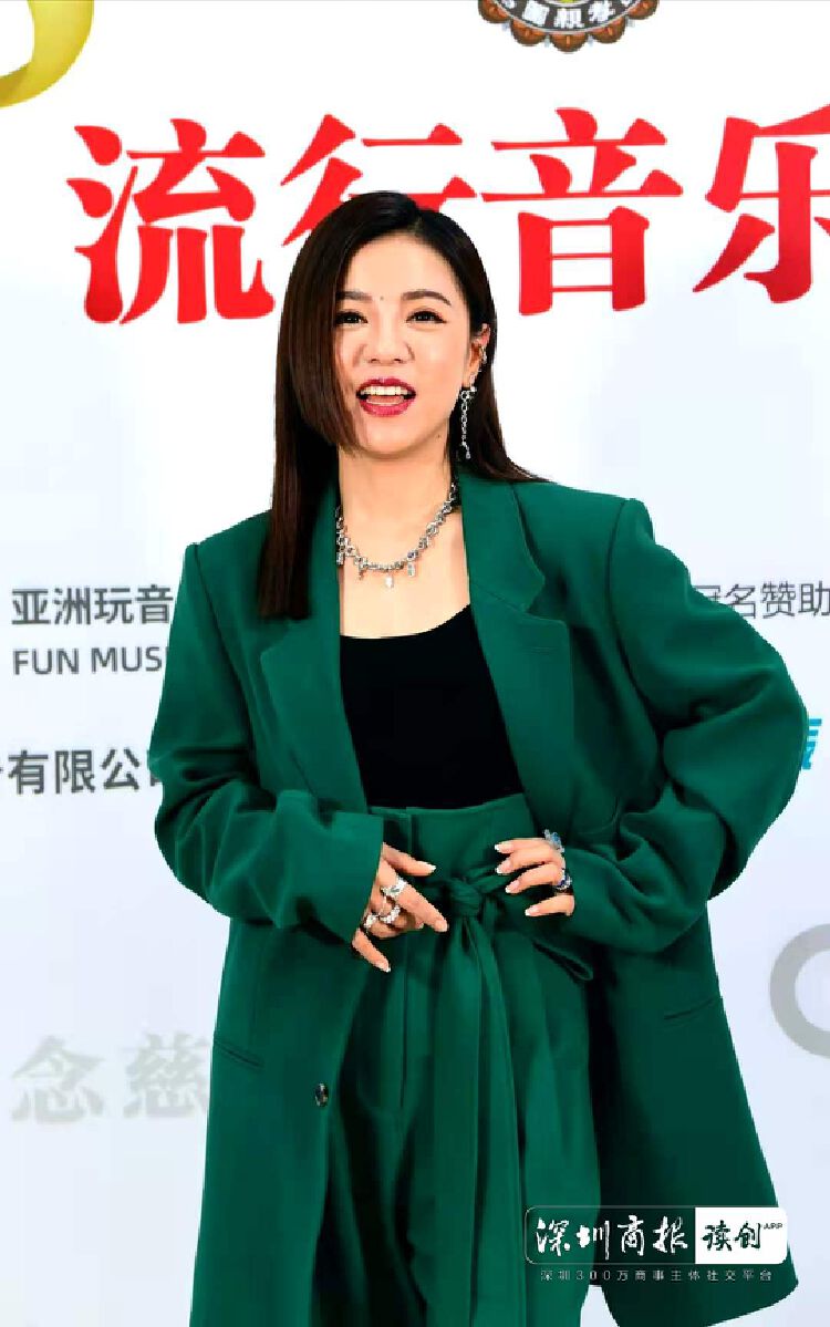 丁当sing女团朱兴东空降深圳带来顶级音乐现场
