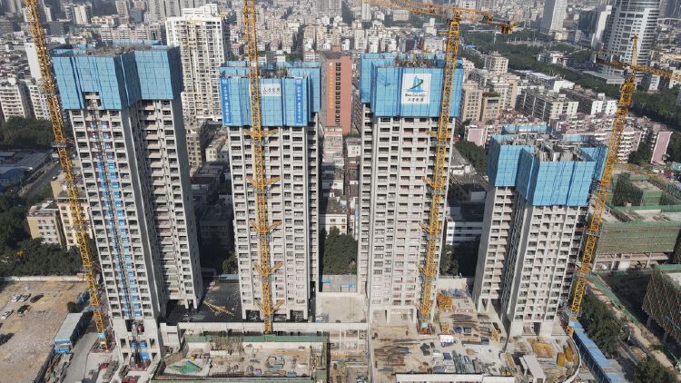 深圳首个老旧住宅小区棚改项目封顶宝安39区海乐花园力争明年交付