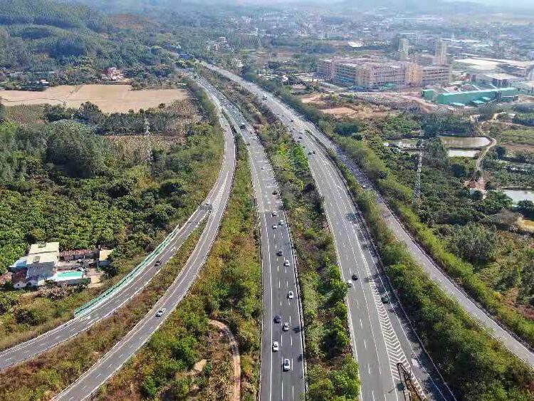 17日年初六,广东广深高速,武深高速新博段,南沙大桥等多条高速公路