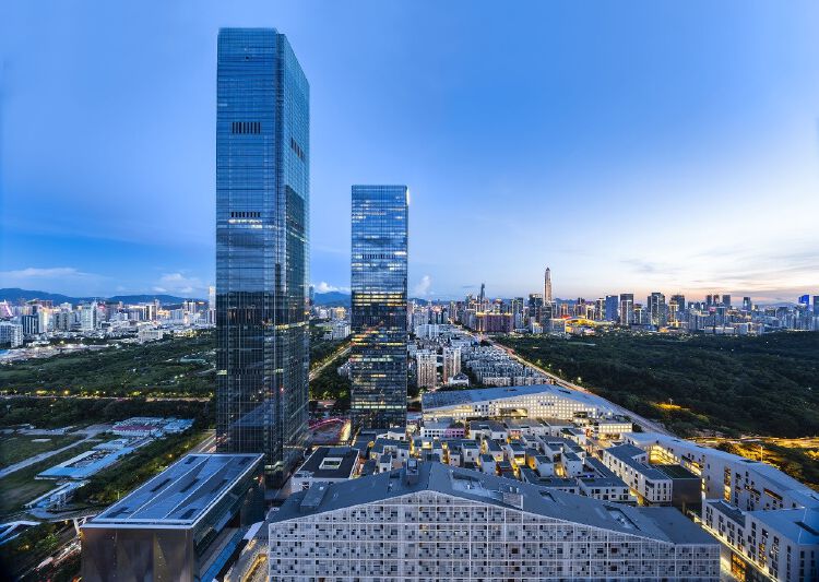 珍惜动物行走城市上空深业上城lofta产品发布