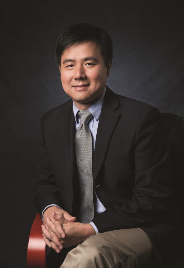 熊伟,香港中文大学(深圳)经管学院学术院长,研究领域:资本市场摩擦