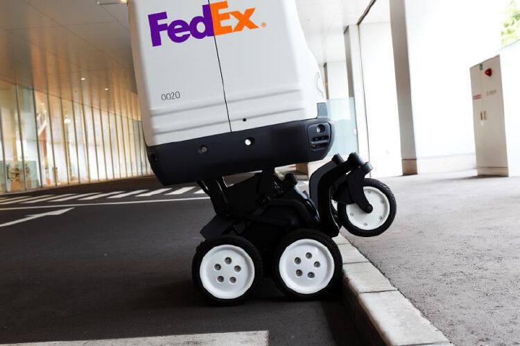 原创联邦快递自动派送机器人亚太地区首秀