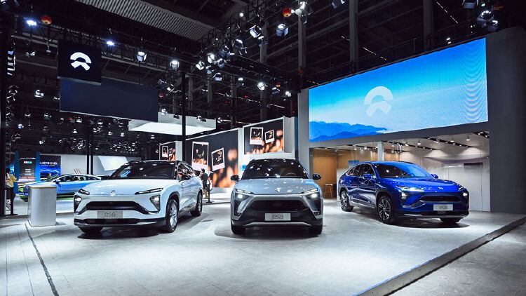 10月1日,蔚来携手全系智能电动suv亮相深圳国际车展.