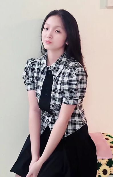 学府中学八6班榜样学子张舒涵阳光热情努力勤奋