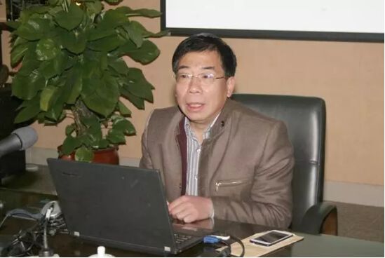 专访熊建生思想政治教育的深思笃行者