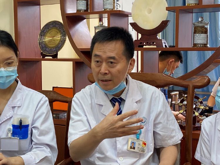 首创枢机疗法!"探秘"深圳市名中医冯军学术传承工作室