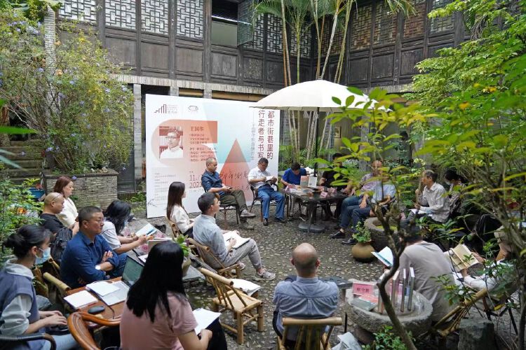 他呈现了深圳新的"清明上河图"!王国华作品研讨会举行_读创客户端