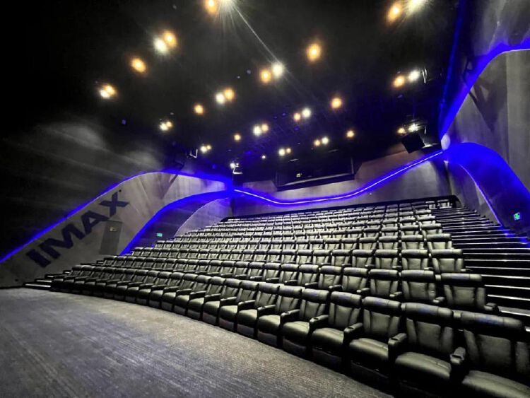 寰映影城"双子星"交相辉映,联袂缔造深圳光影新传奇